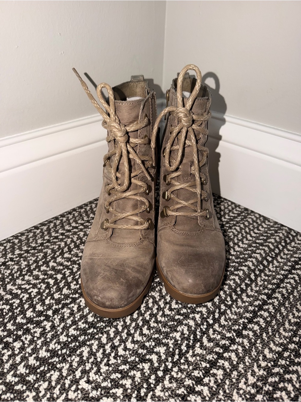 Sorel Joan Uptown Lace Boots with Side Zip